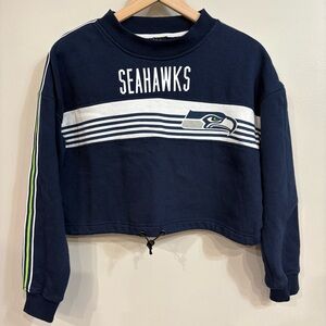 NFL Team Apparel Seattle Seahawks Cropped Pullover Sweatshirt - Size Medium